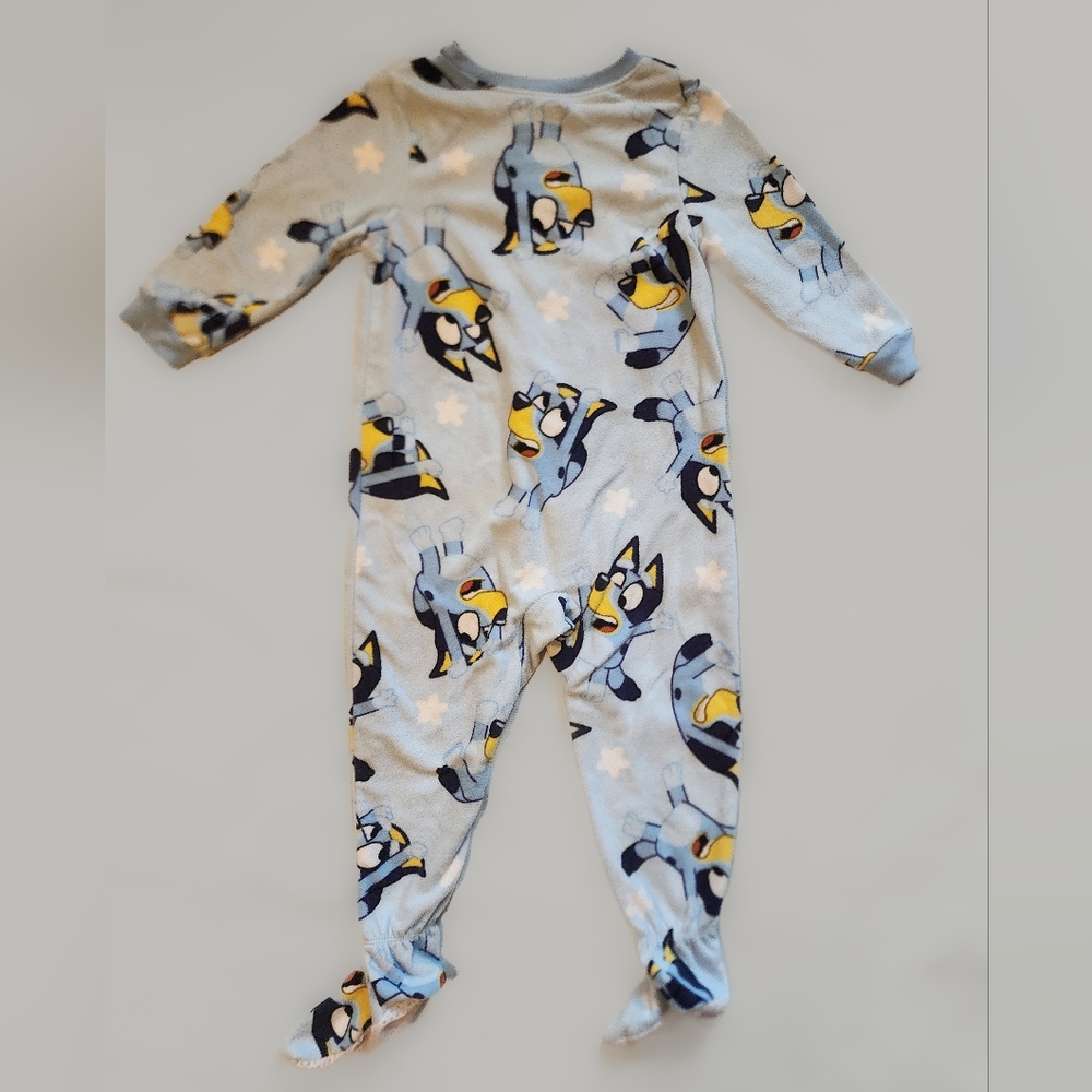 Bluey Fleece Footed Pajamas (3T) - Picture 2 of 3